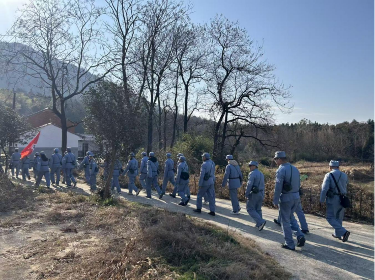 黨群黨支部等聯合開展主題黨日活動